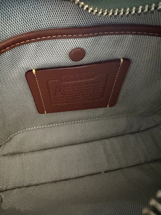 Coach Curve Zip Shoulder Bag - Picture 2 of 5